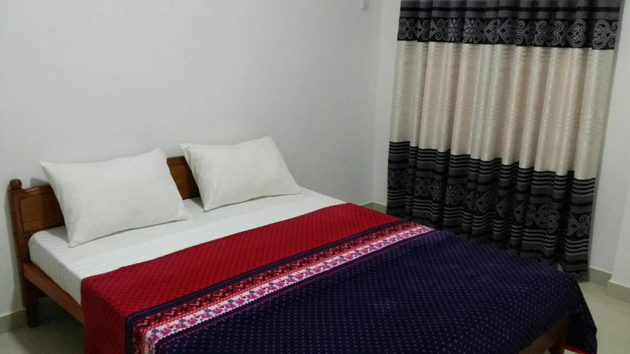 Tea Breeze Motel ナラタニヤ エクステリア 写真